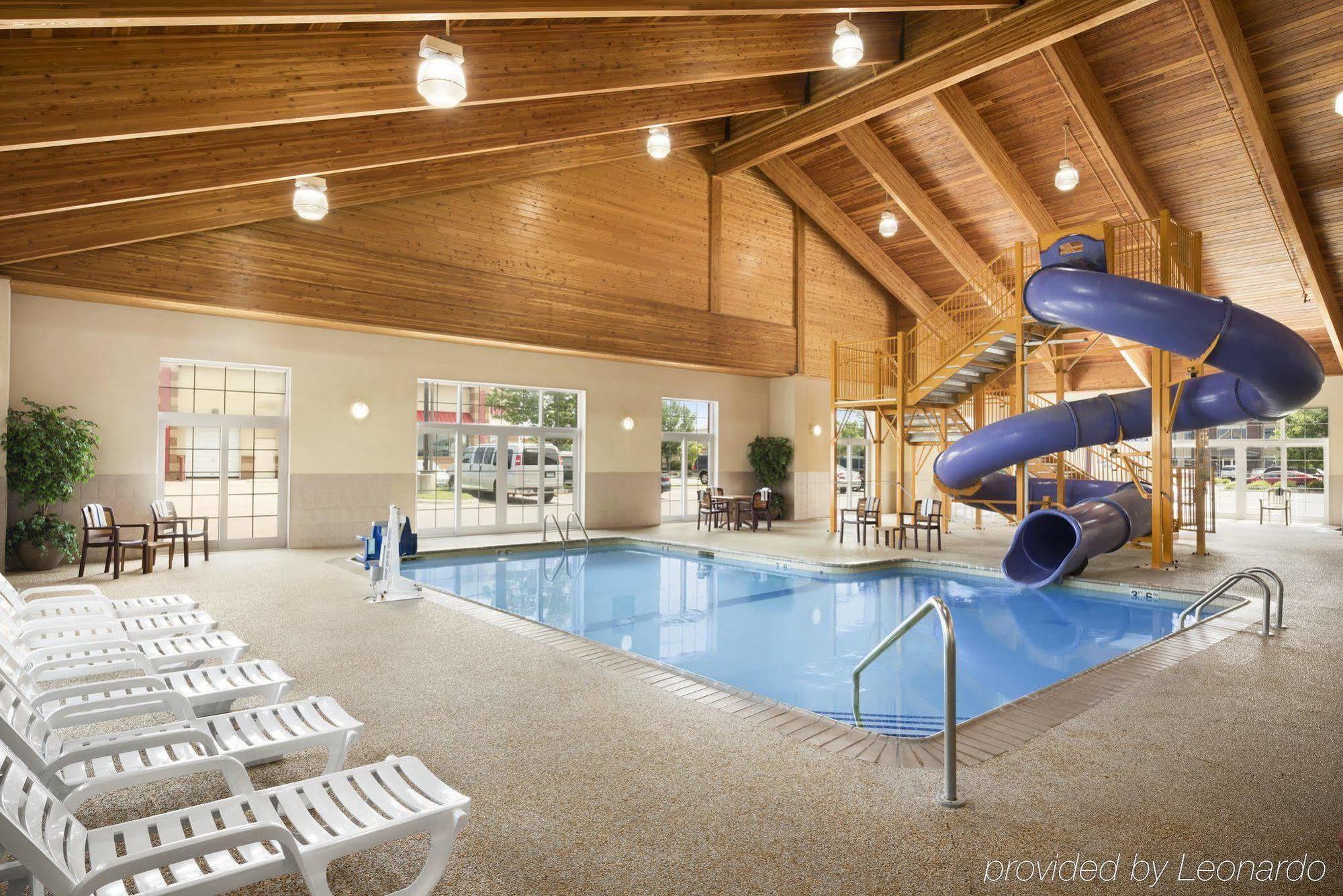 Country Inn & Suites By Radisson, Shoreview-Mounds View, Mn מראה חיצוני תמונה